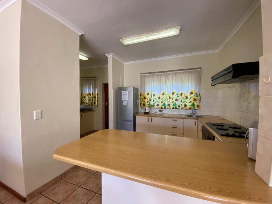 To Let 3 Bedroom Property for Rent in Kenridge Western Cape